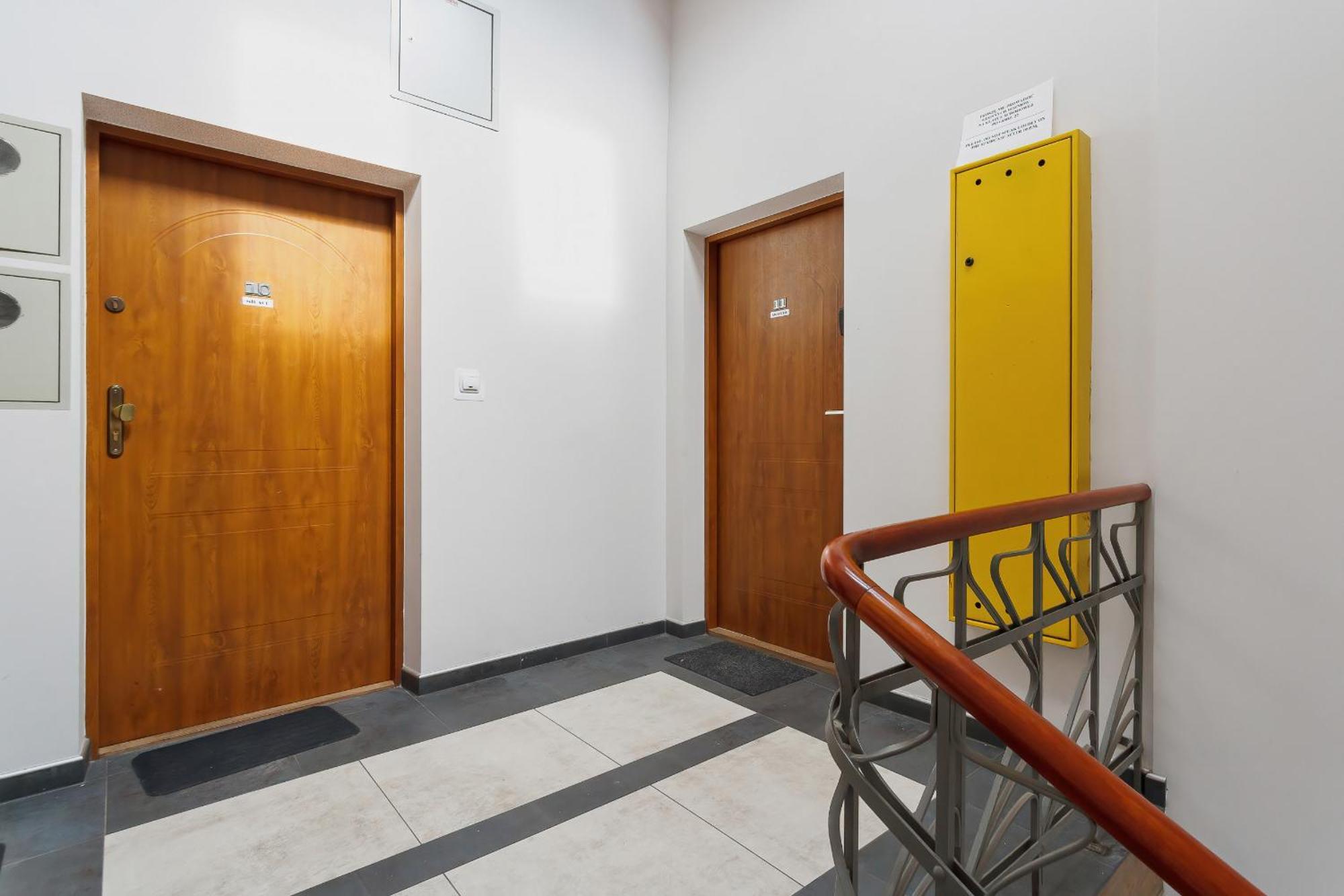 Apartment Amaretto Dluga 60 By Noclegi Renters Краков Экстерьер фото